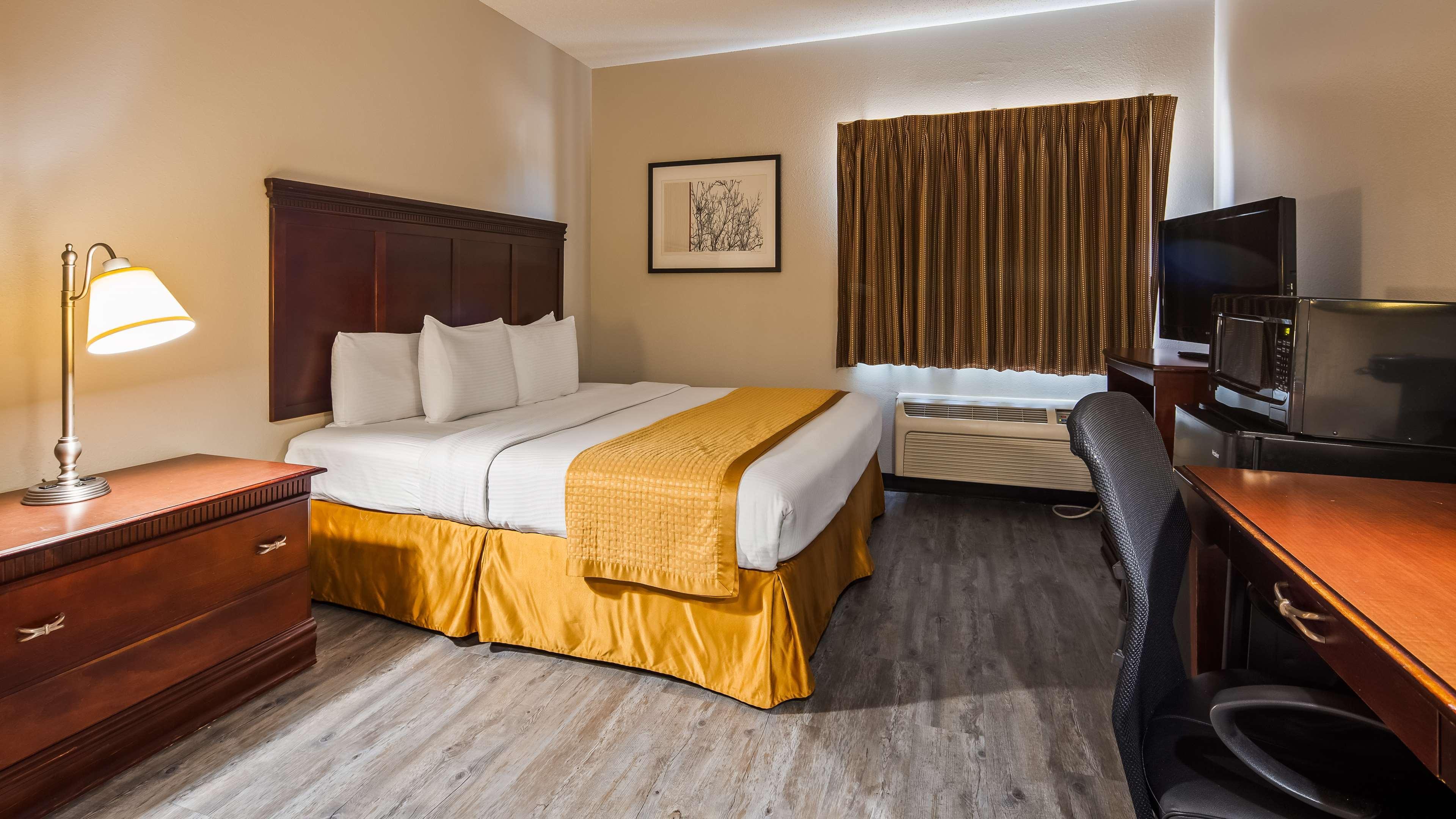 Surestay By Western 3* Orange