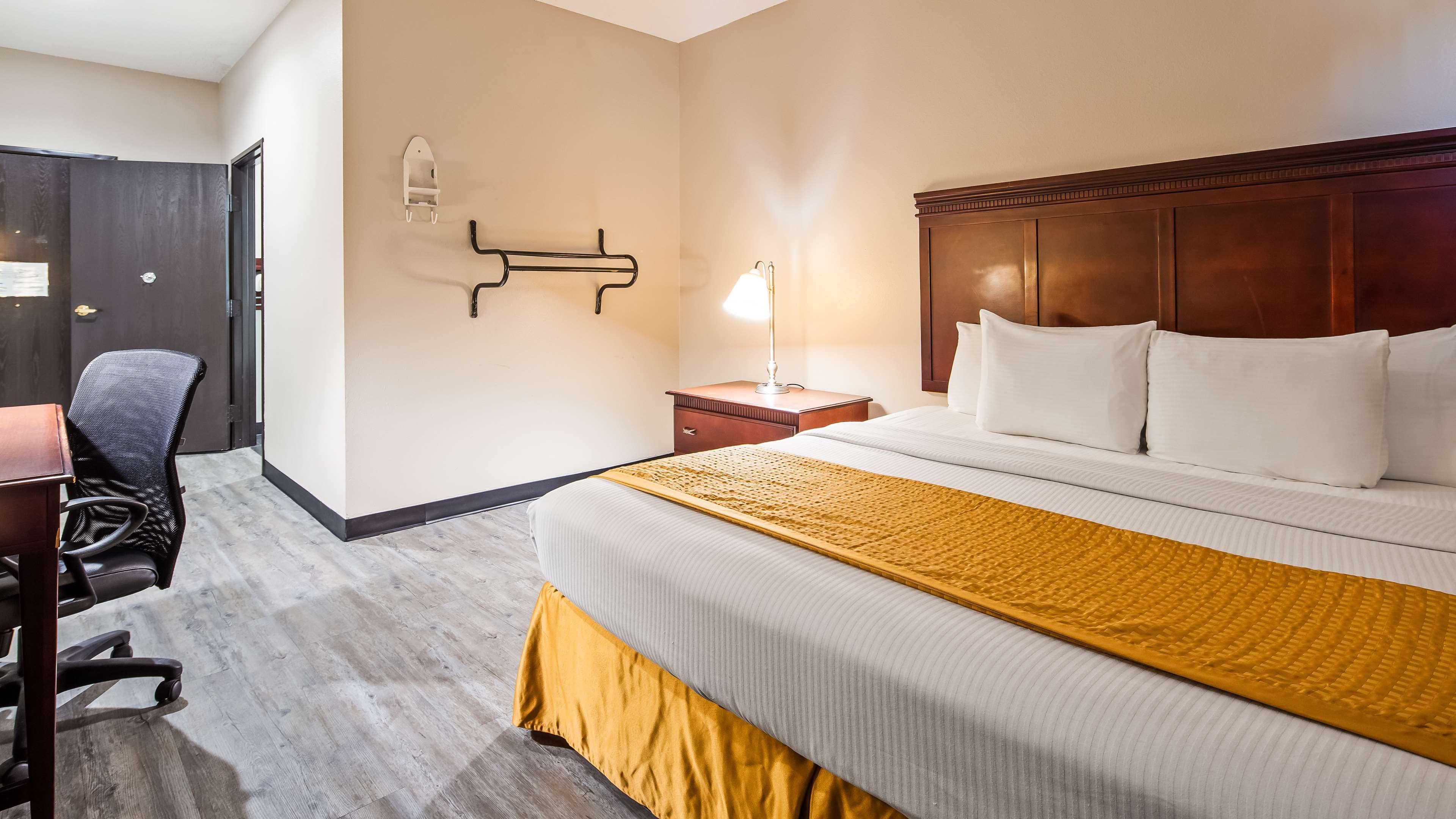 Surestay By Western 3* Orange