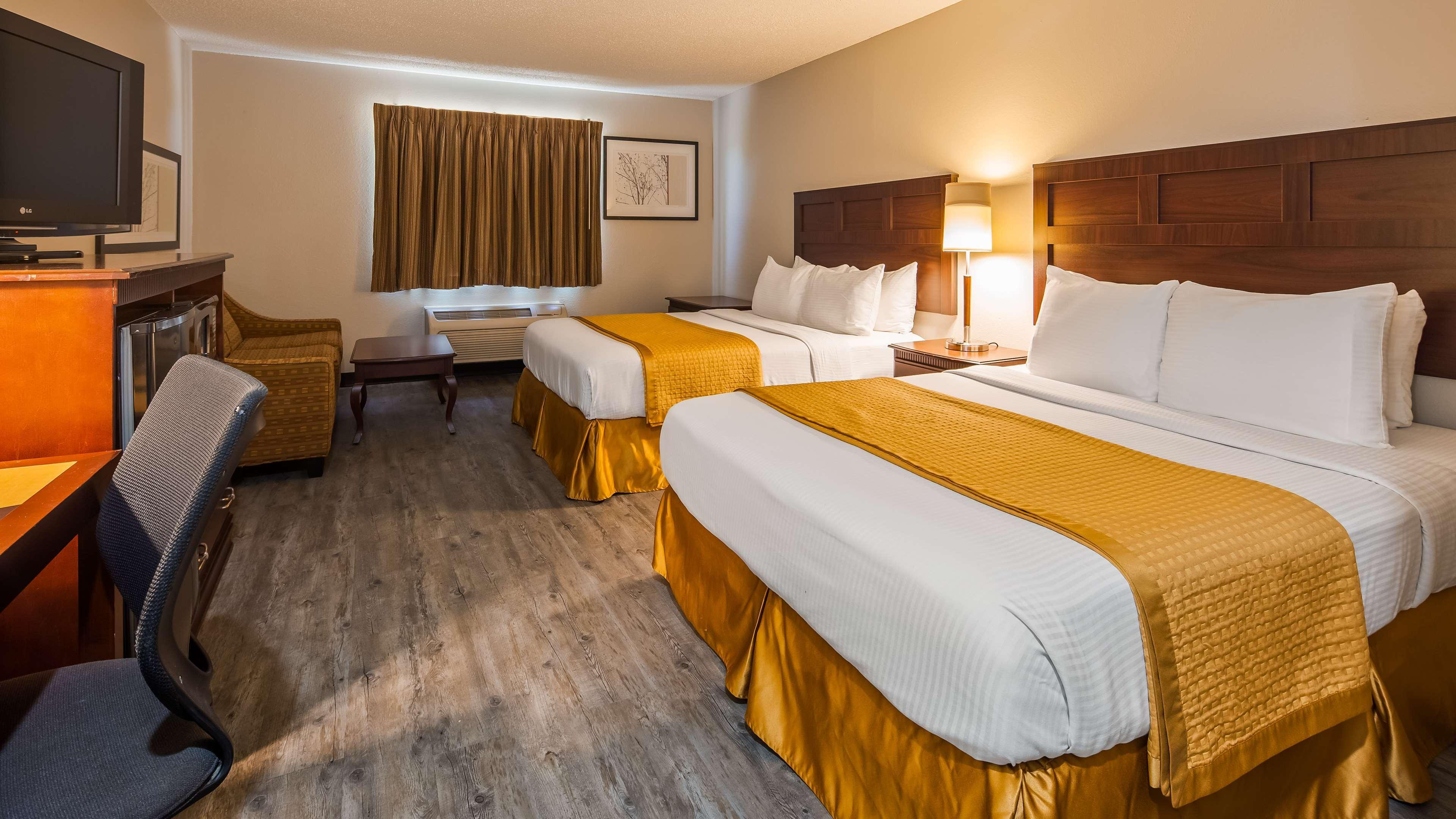 Hotel Surestay By Western 3*